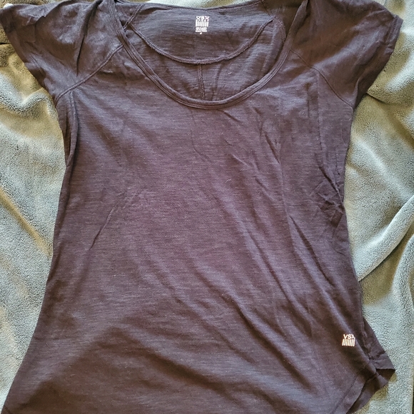 4/$10 Bundle & Save Victoria's Secret VSX Sport Burnout Tee - Picture 5 of 7